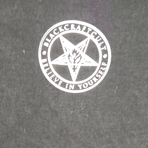 BLACKCRAFT Sz XL Black Never Trust the Living Cropped Hoodie with Thumb Holes - Picture 5 of 5